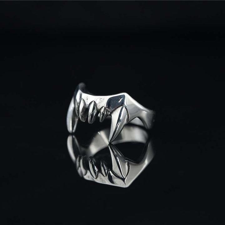 Vampire Ring | Gothic Jewelry for Men and Women by Demonmirror-2
