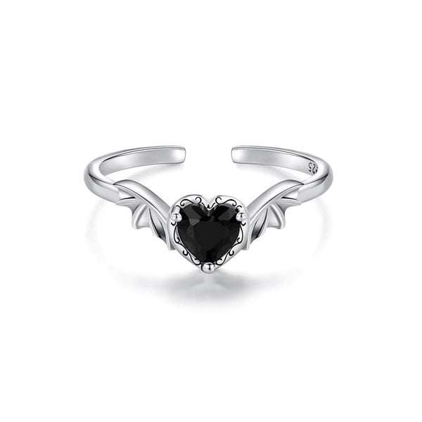 Women's Sterling Silver Gothic-Style Ring with Heart-Shaped Black Gemstone